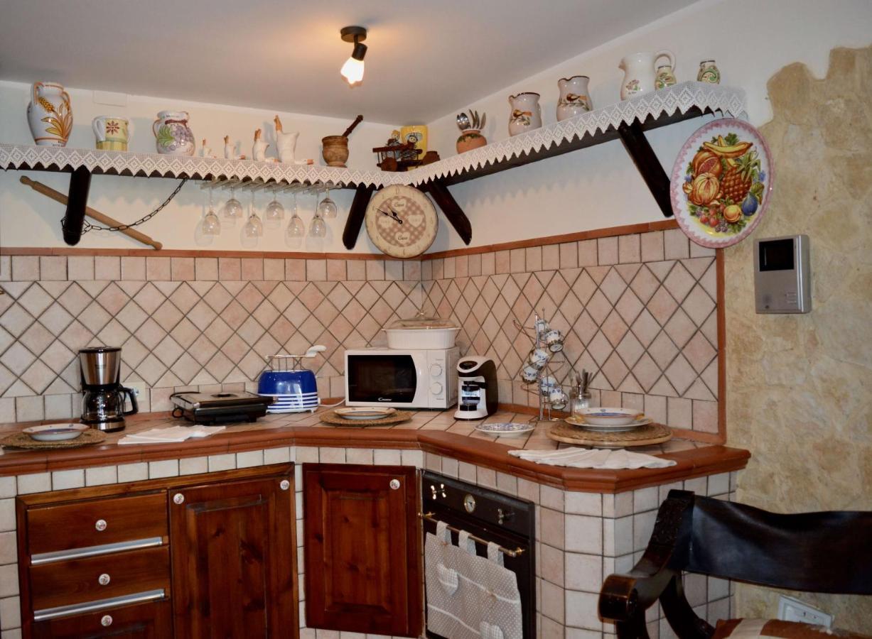 B&B La Vita E Bella Aci Trezza Exteriör bild